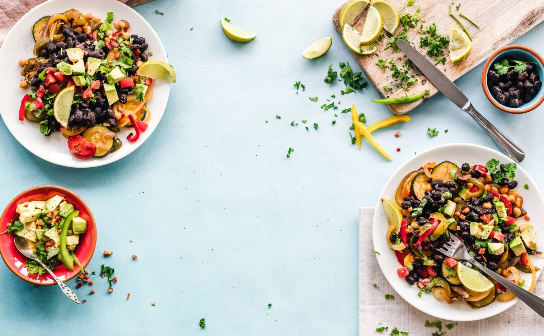 Healthy Dishes white blue table